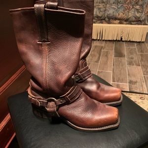 Frye Harness 12R Women boots